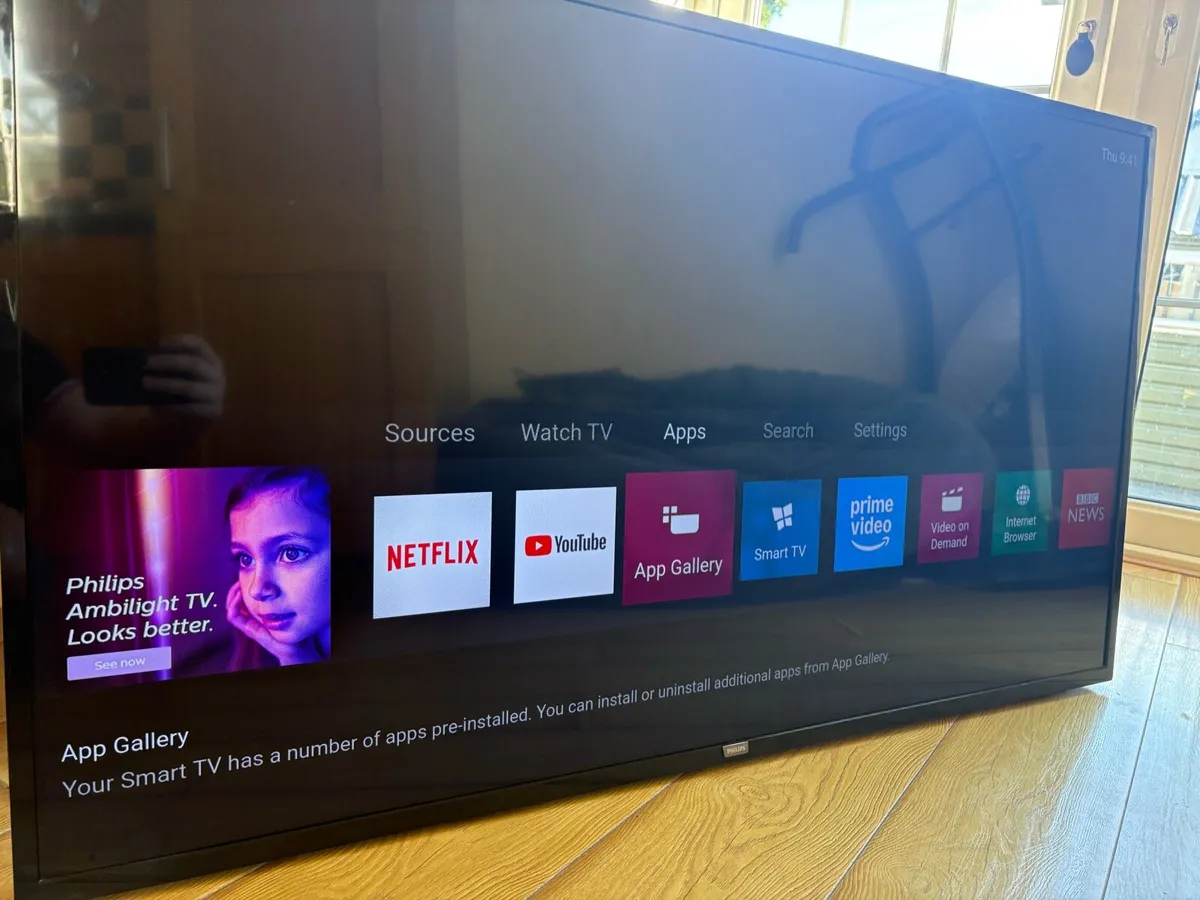 50 inch 4k Smart TV - Image 1