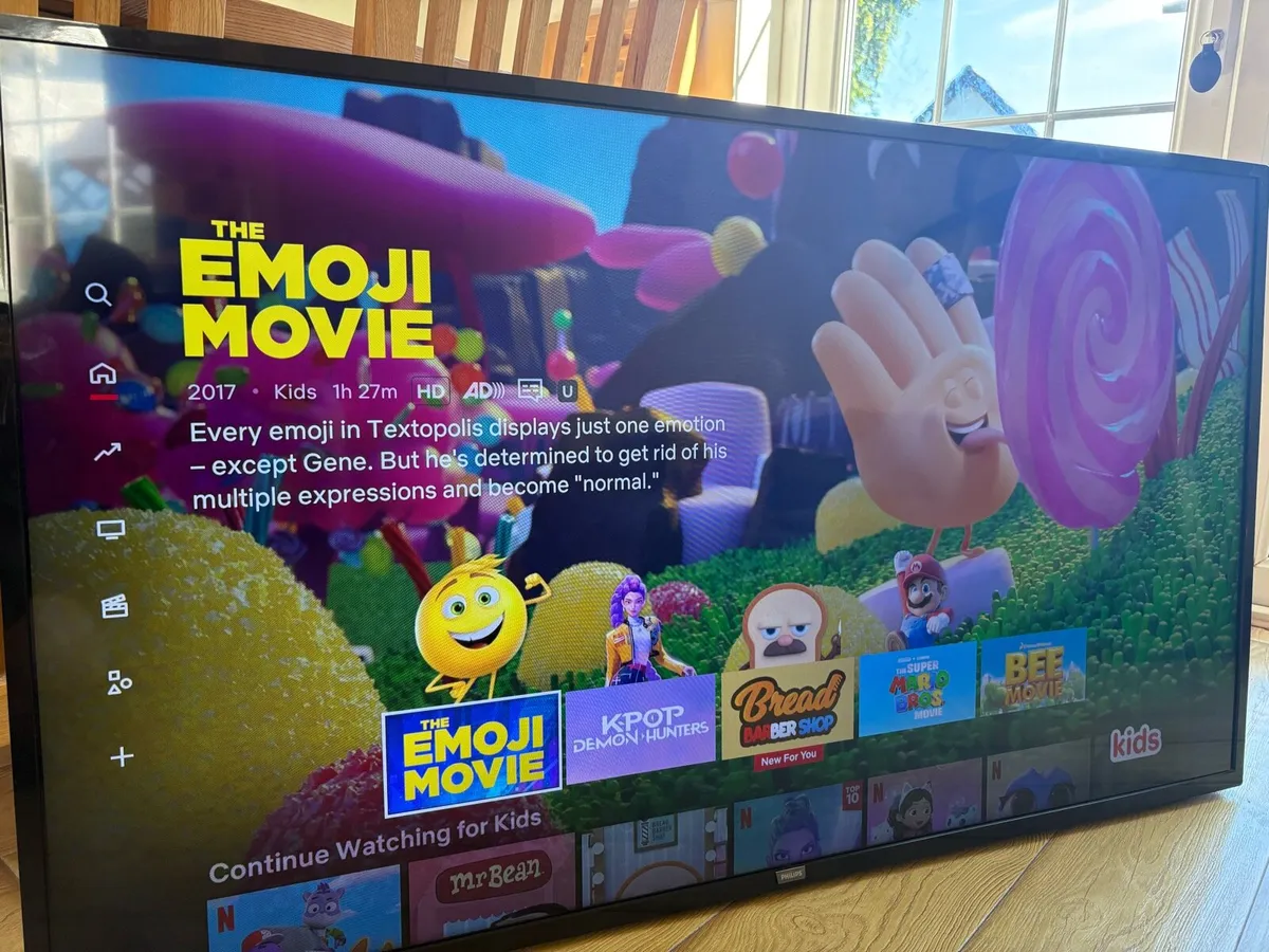 50 inch 4k Smart TV - Image 3