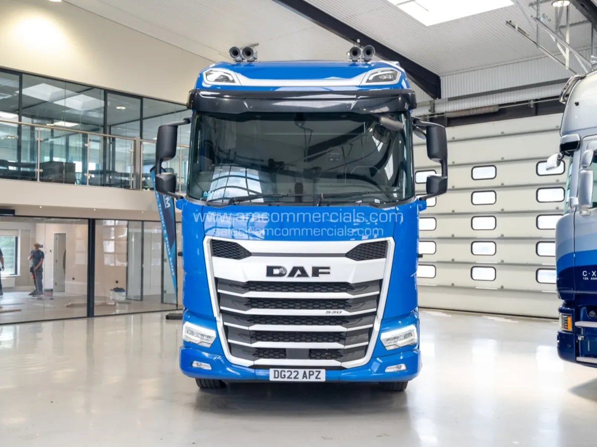 2022 (22) DAF XG 530 6X2 MIDLIFT - Image 2
