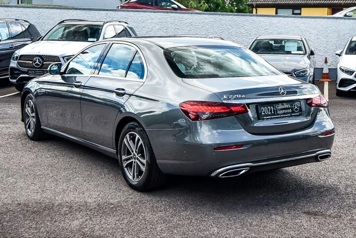 Mercedes-Benz E-Class E220d Avantgarde 194bhp Auto - Image 4