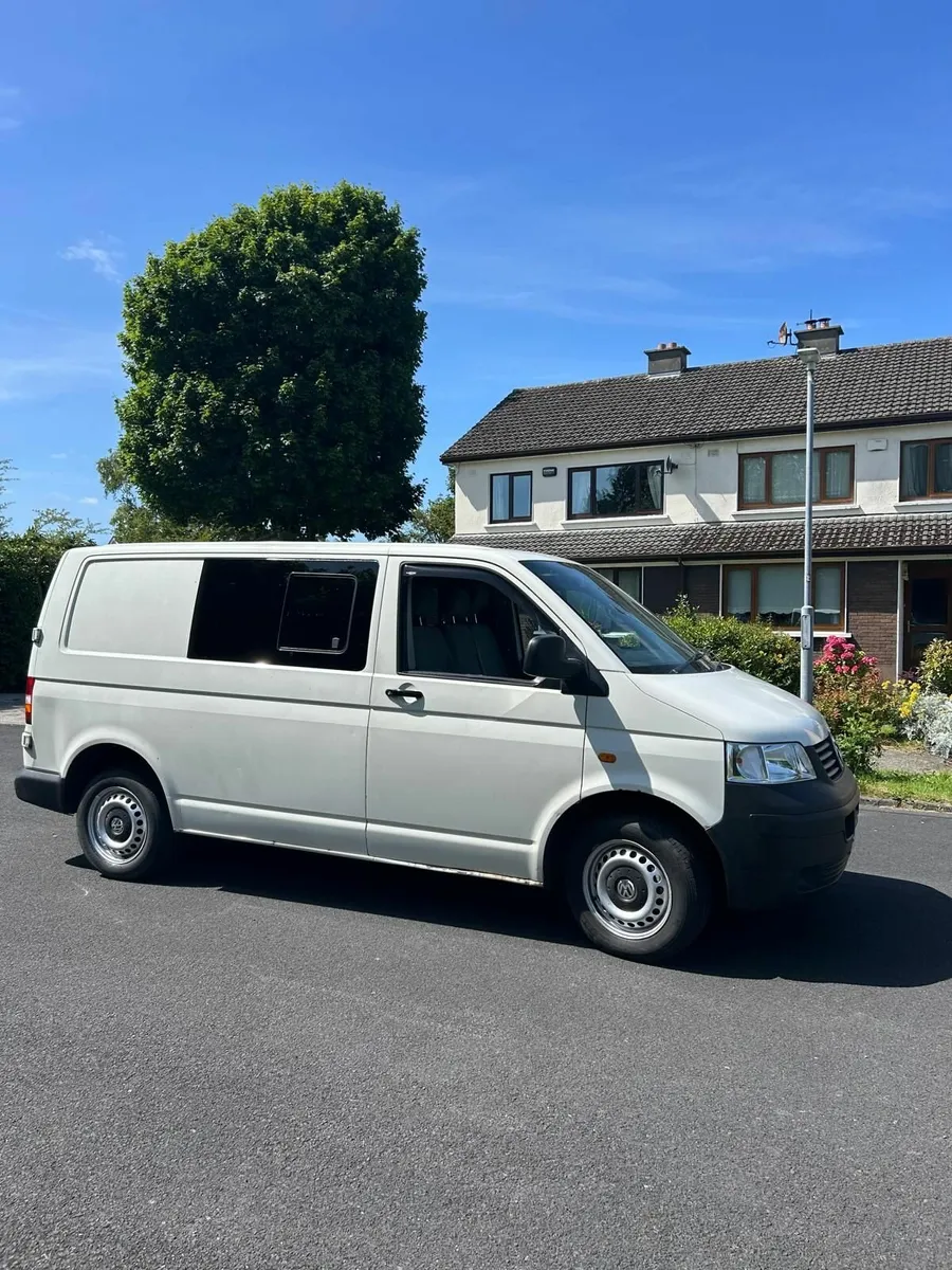 Volkswagen Transporter T5 Van 2004 1.9TDi - Image 2
