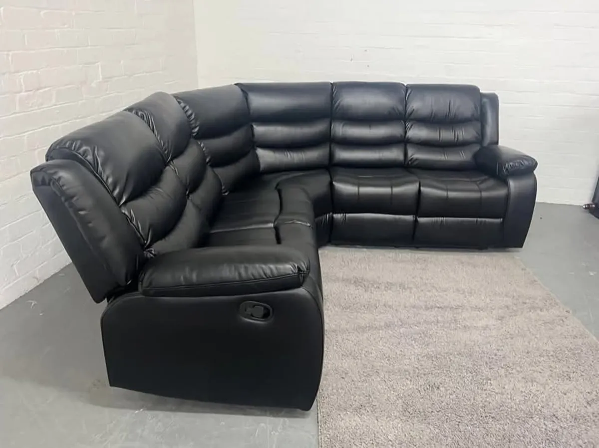 Black Roma Leather Manual Recliner Sofa - Image 3