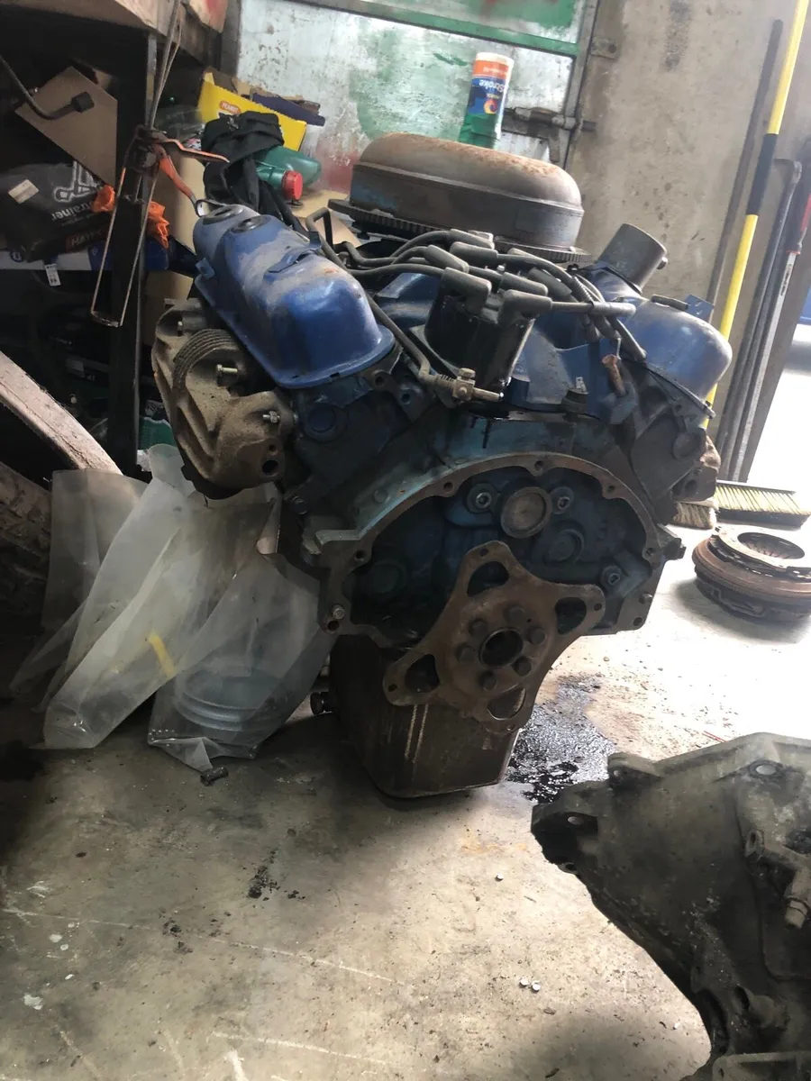 Mopar 360 Chrysler V8 - Image 2