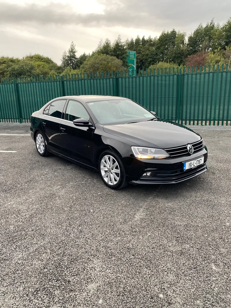 Volkswagen Jetta 2.0 TDI Highline - Image 1