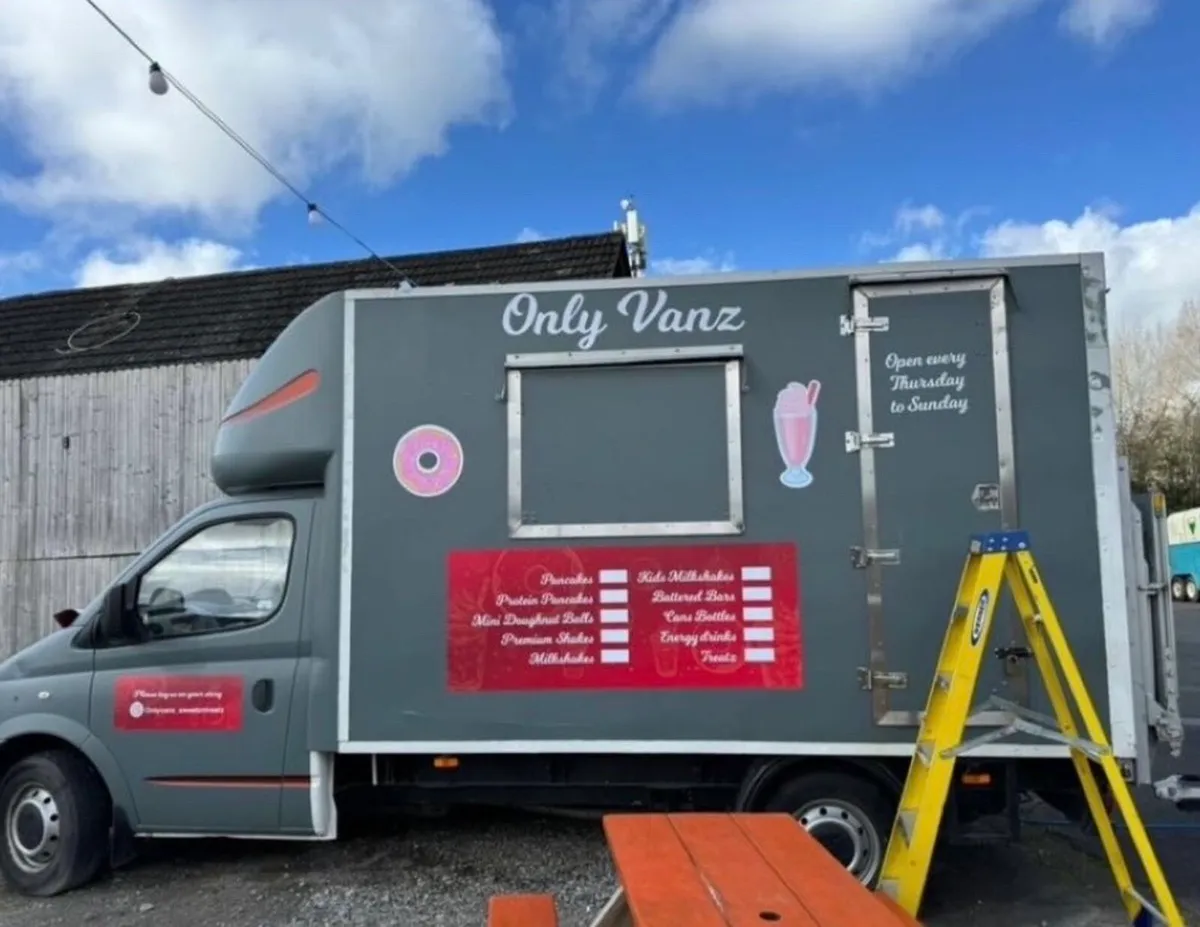 Mobile Food Truck - Image 2