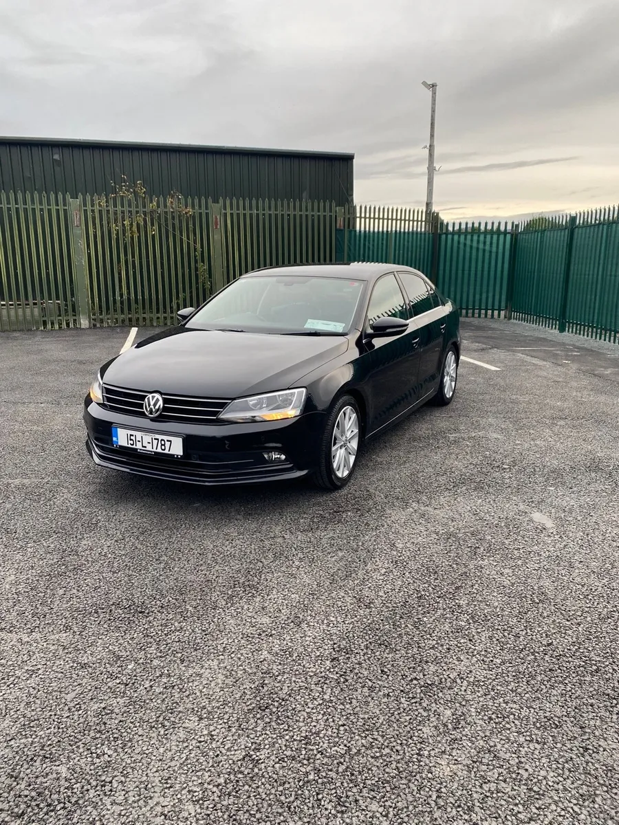 Volkswagen Jetta 2.0 TDI Highline - Image 3