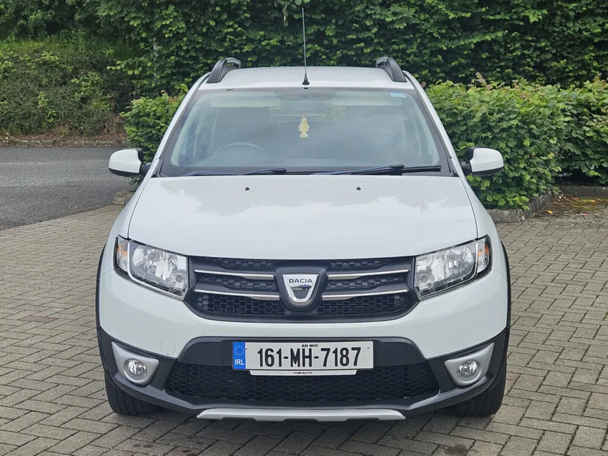 Dacia Sandero Stepway TCe 90 S&S STEPWAY ALTER - Image 3
