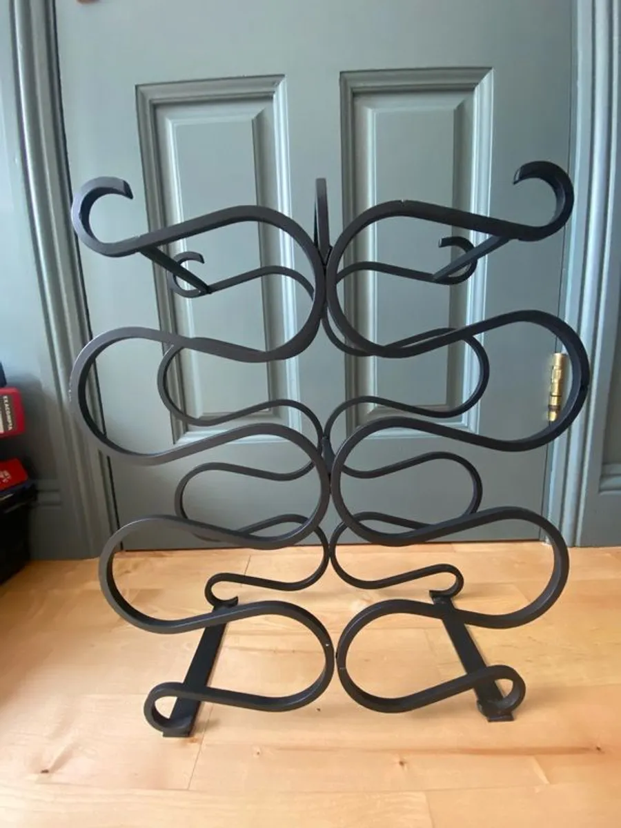wine rack - Image 1