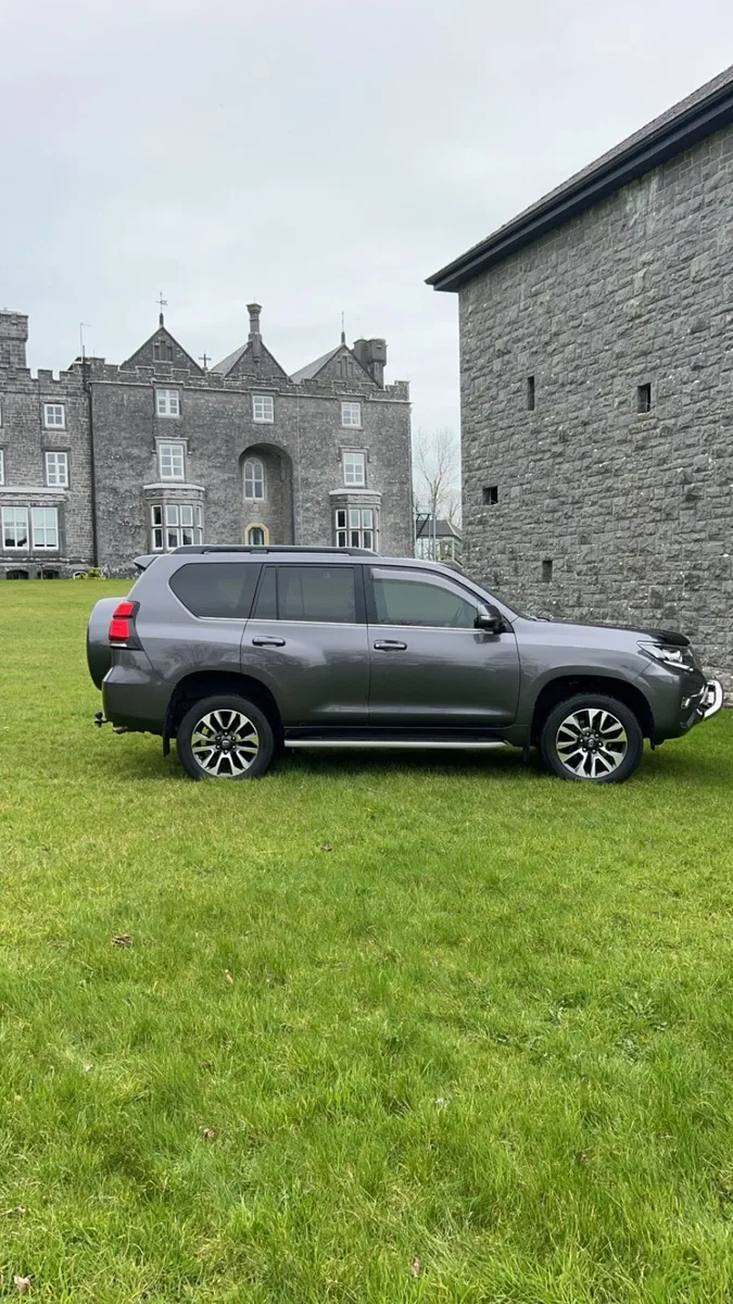 Toyota Landcruiser Prado - Image 4