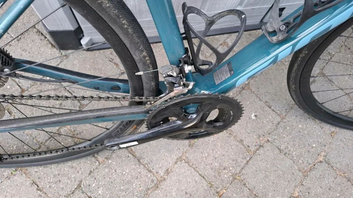 Giant Defy advanced 2 - Image 2