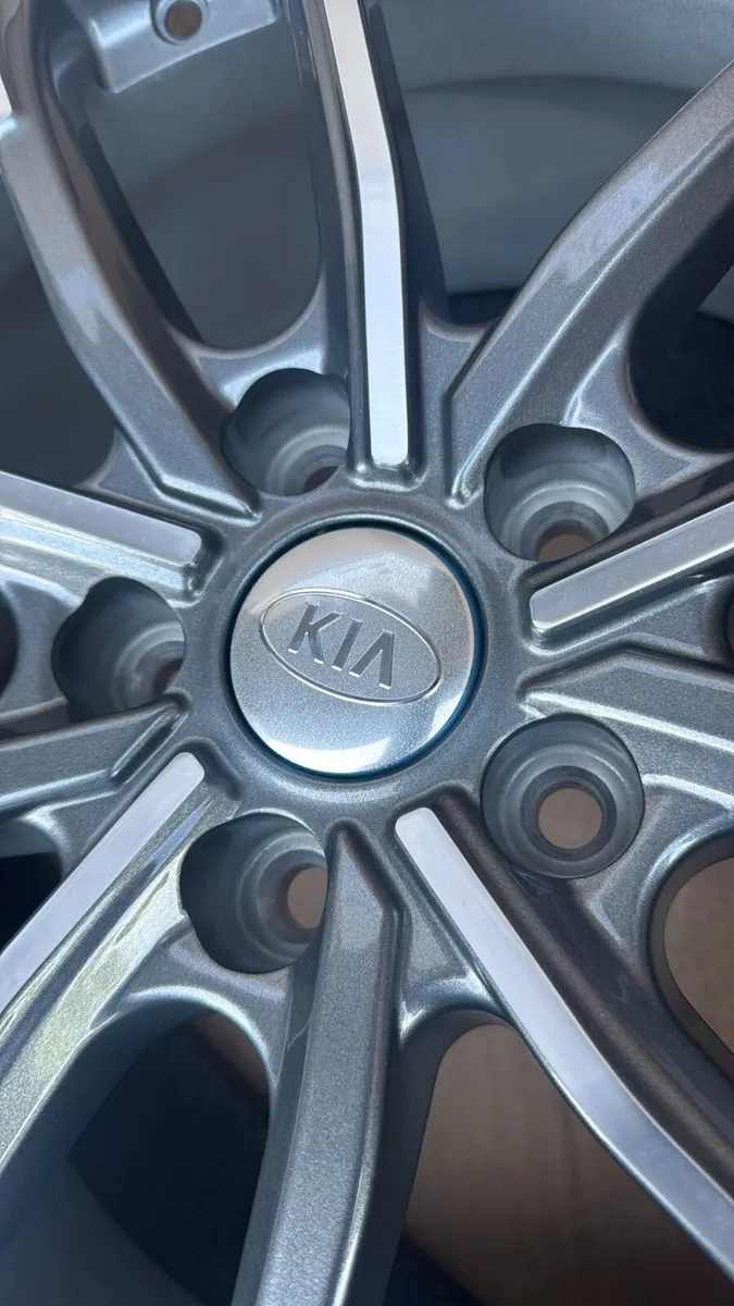 NEW 18'' Kia alloy wheels - Image 2