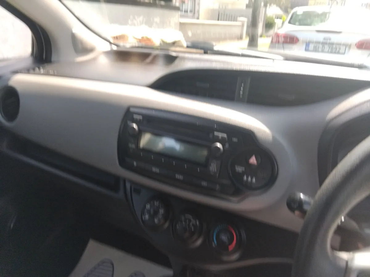 Toyota Yaris 2015 1 owner Low mileage - Image 4