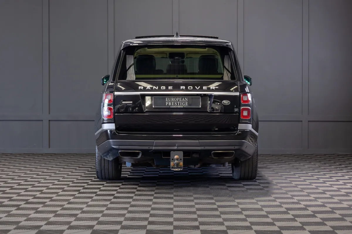 2019 Range Rover Vogue Autobiography P400e - Image 4