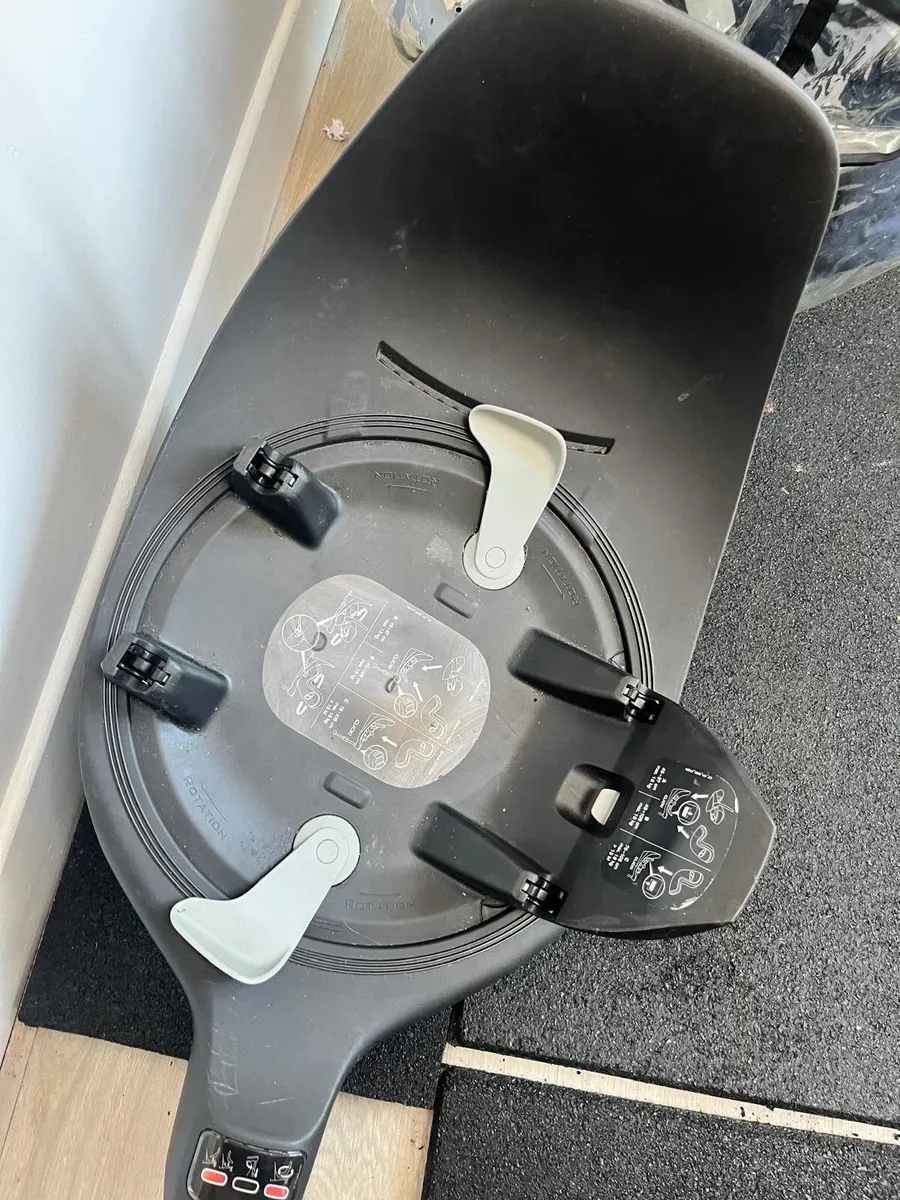 Baby Car Seat - Image 3