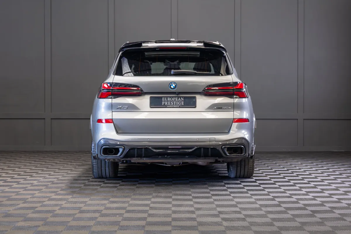 2024 BMW X5 X-Drive 50e M-Sport - Image 4