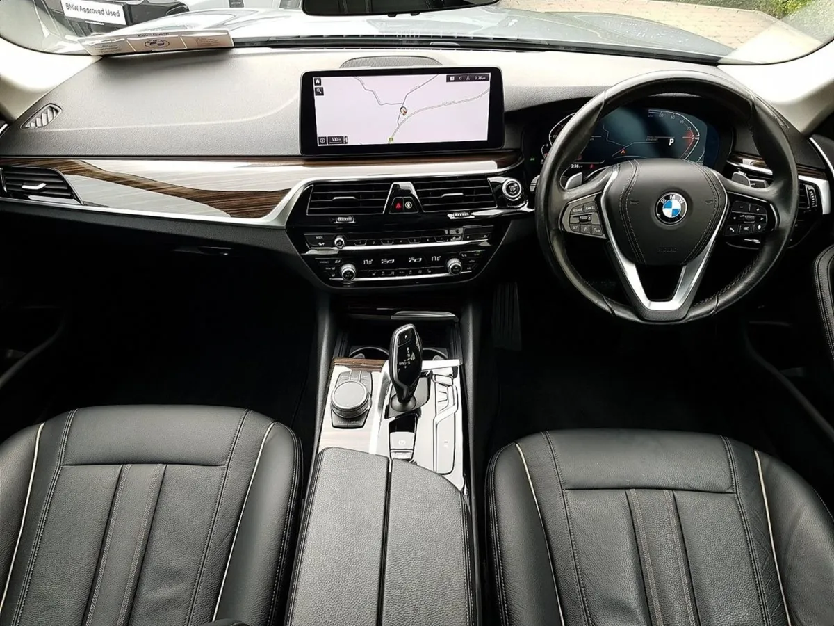 BMW 5 Series 520d SE - Image 4