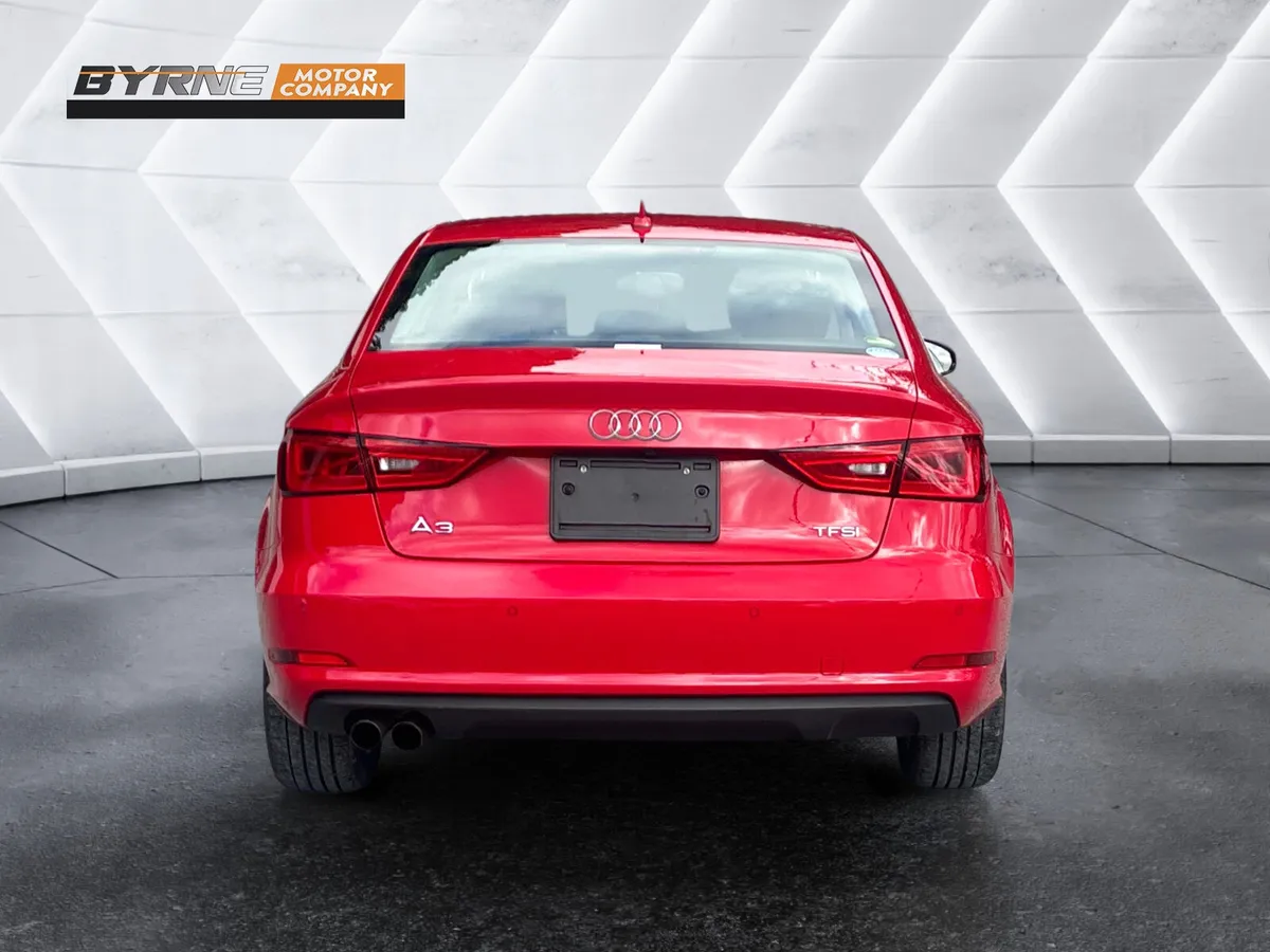 AUDI A3 SALOON 1.4 TFSI AUTO, 2015 - Image 3