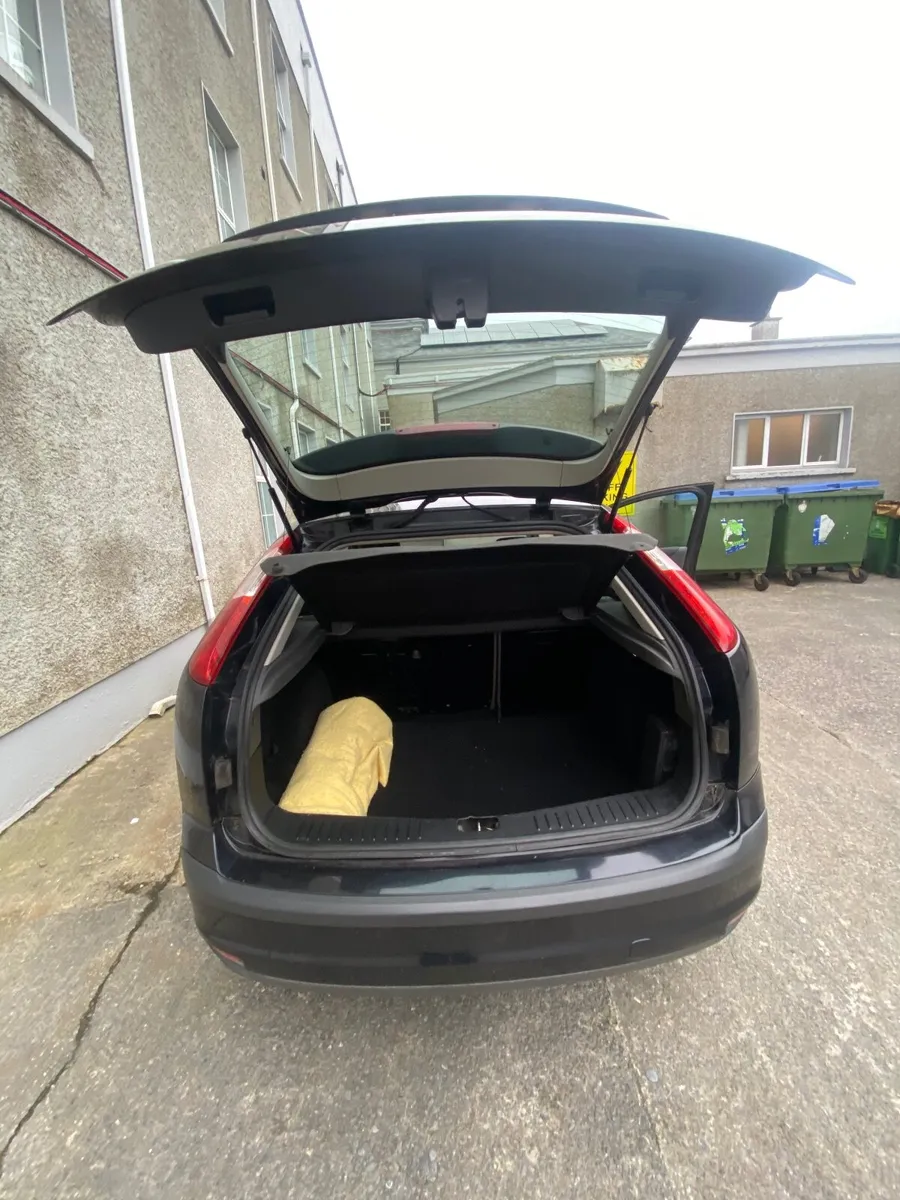 Ford Focus 2006 - Image 3