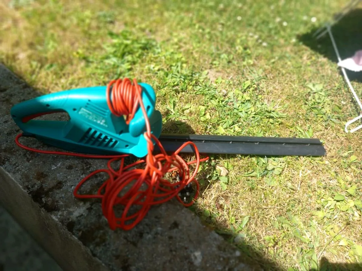 Bosch hedge trimmers - Image 4