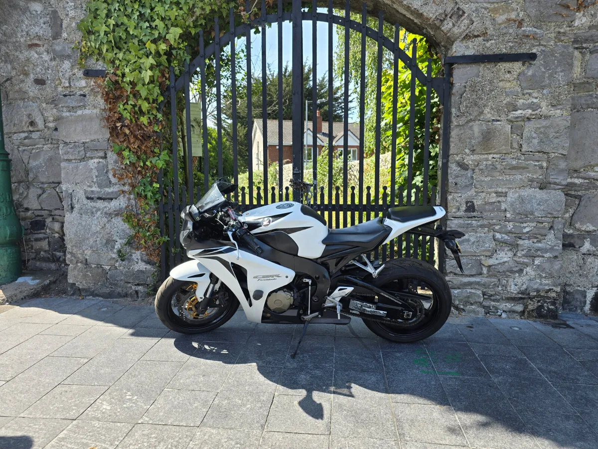2008 HONDA CBR1000RR FIREBLADE MOTO4U - Image 1