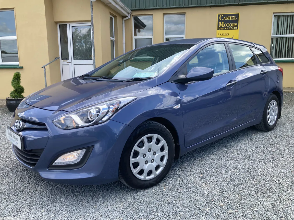i30 Diesel Estate 'Very Well Maintained' - Image 3
