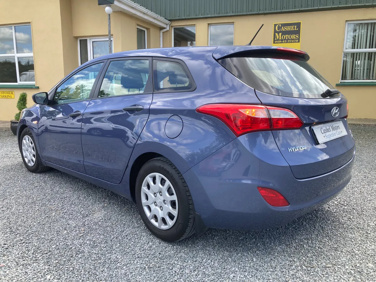 i30 Diesel Estate 'Very Well Maintained' - Image 4