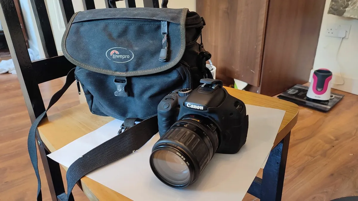 canon 550d 35 to 135 mm Lens Bag included