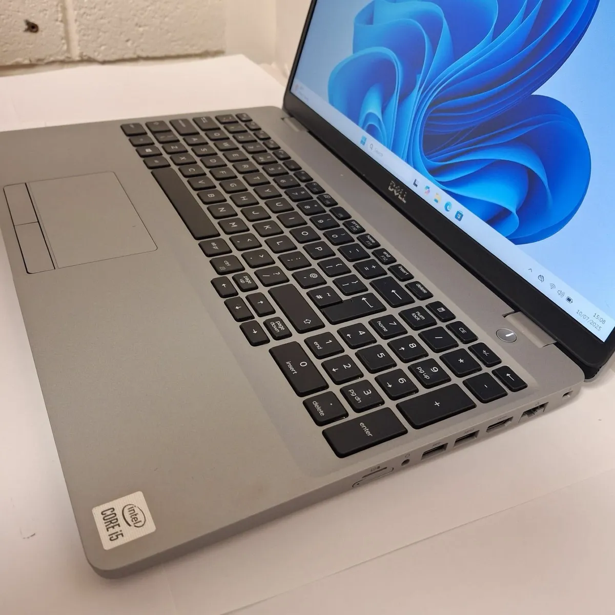 Dell Latitude 5510 | i5-10210U | 16GB RAM Laptop - Image 4