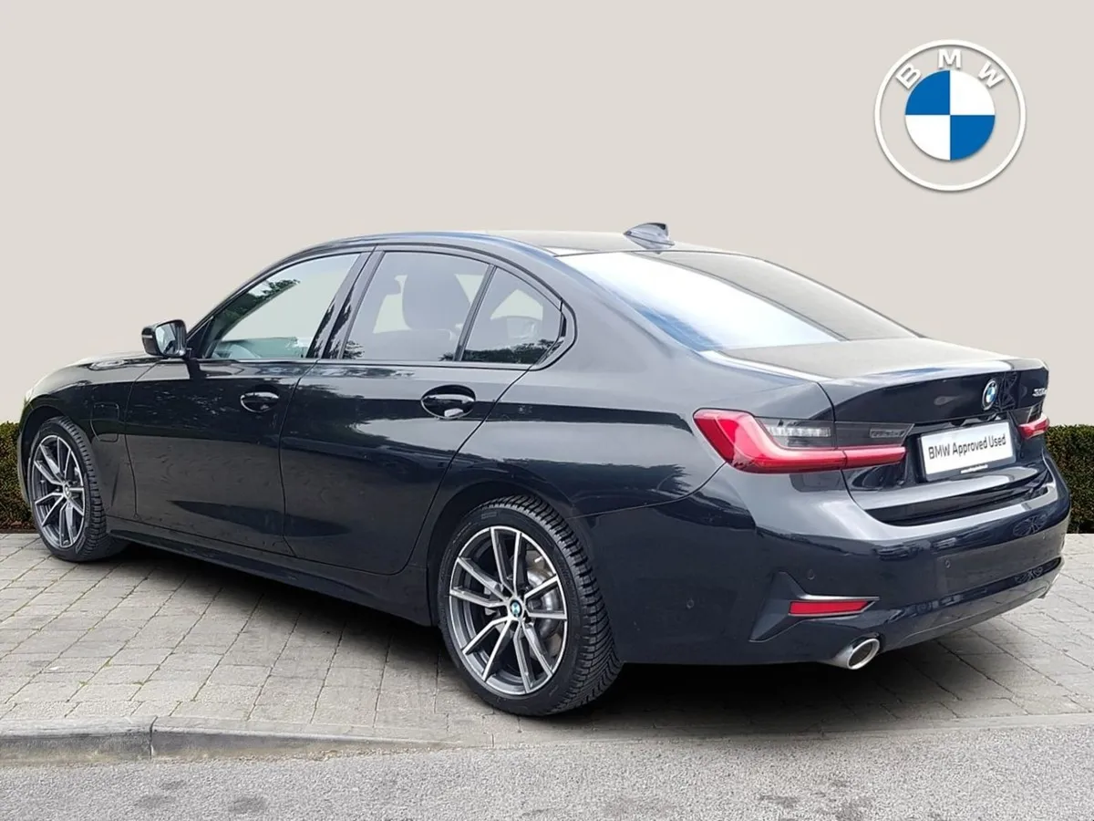 BMW 3 Series 330e Sport Pro - Image 2