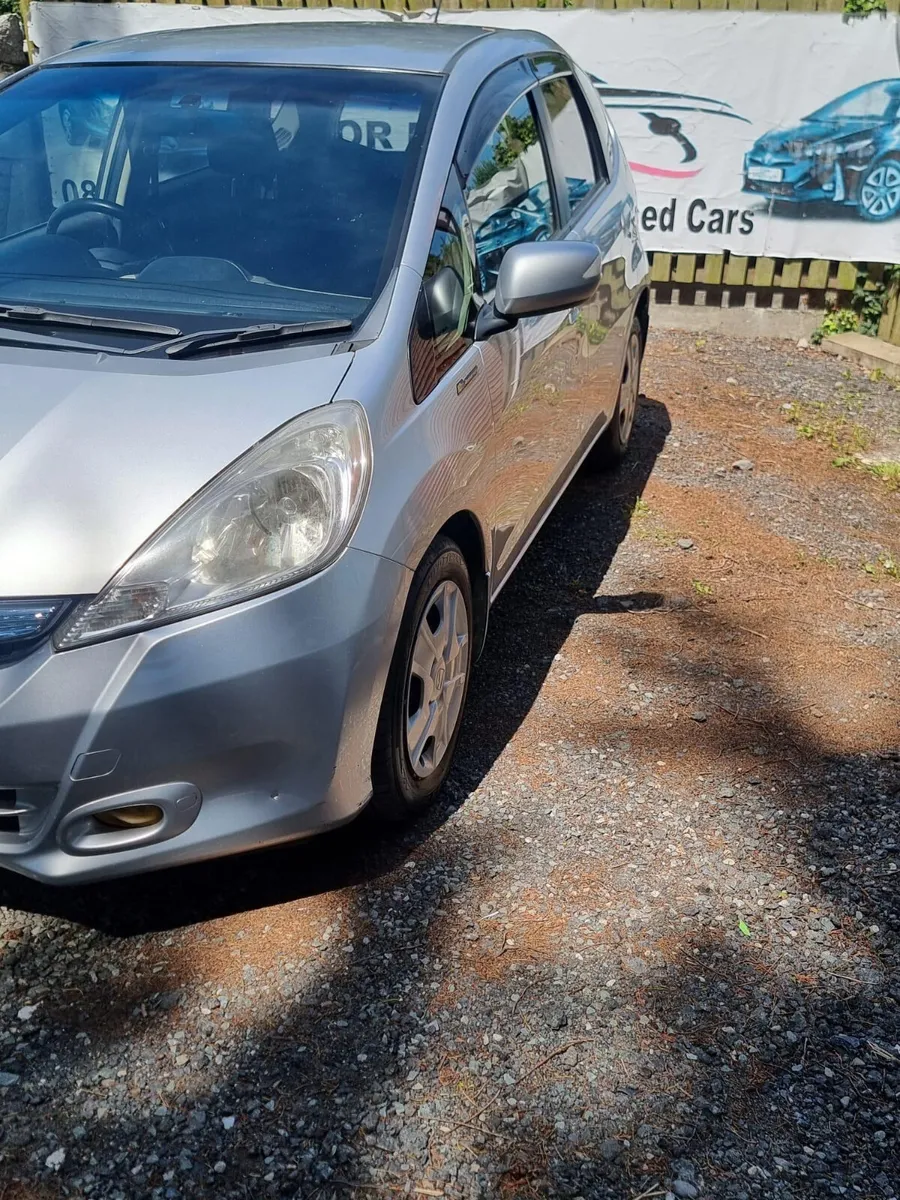 2012 Honda Fit 1.3 Hybrid Automatic - Image 3