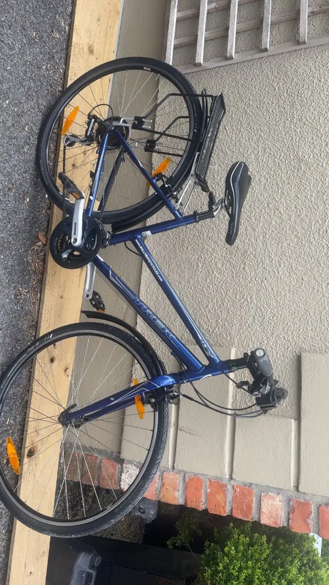 Trek ladies hybrid - Image 1