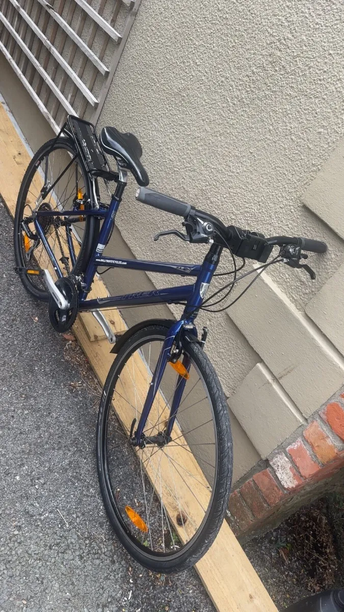 Trek ladies hybrid - Image 4