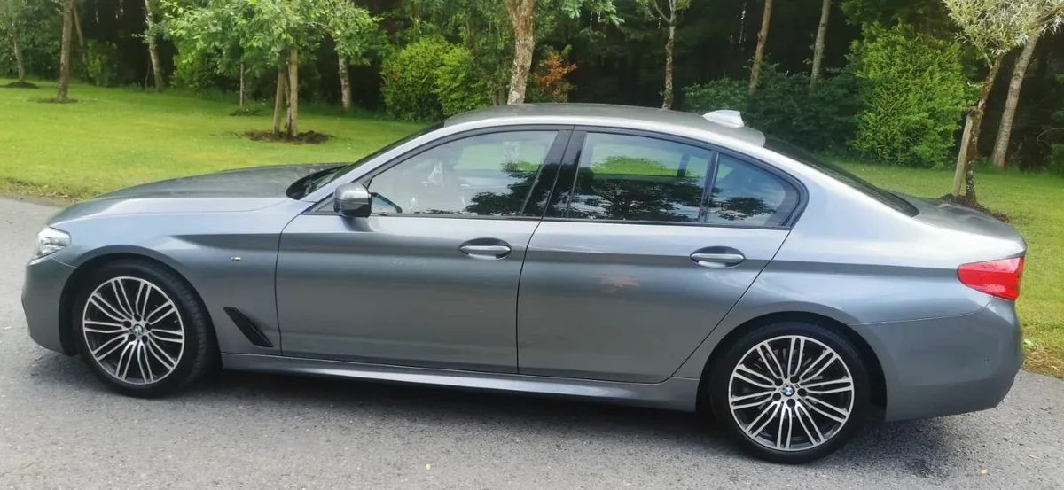 BMW 5-Series 2018 - Image 1