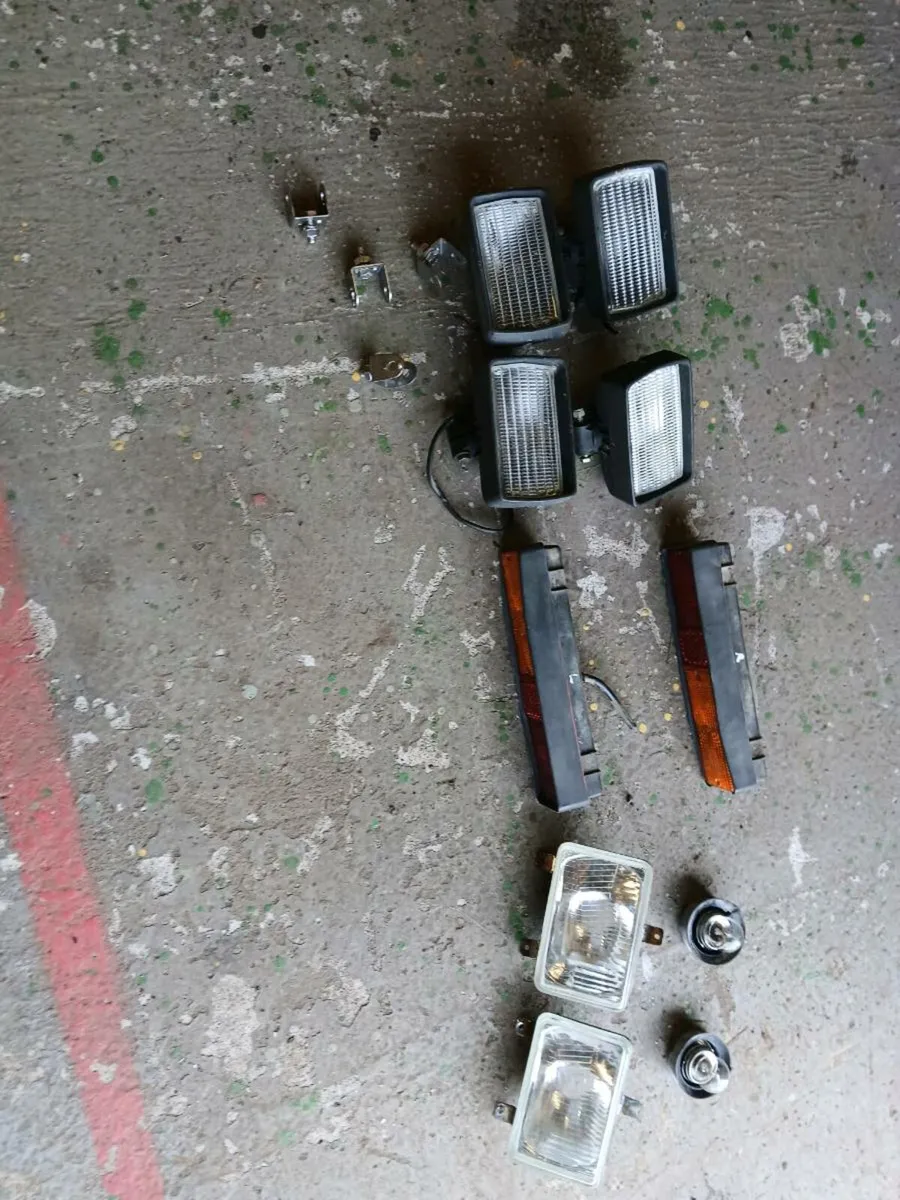 Clear out - Image 1