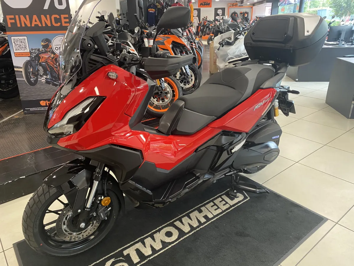 Honda ADV 350 *Ex Demo* - Image 1