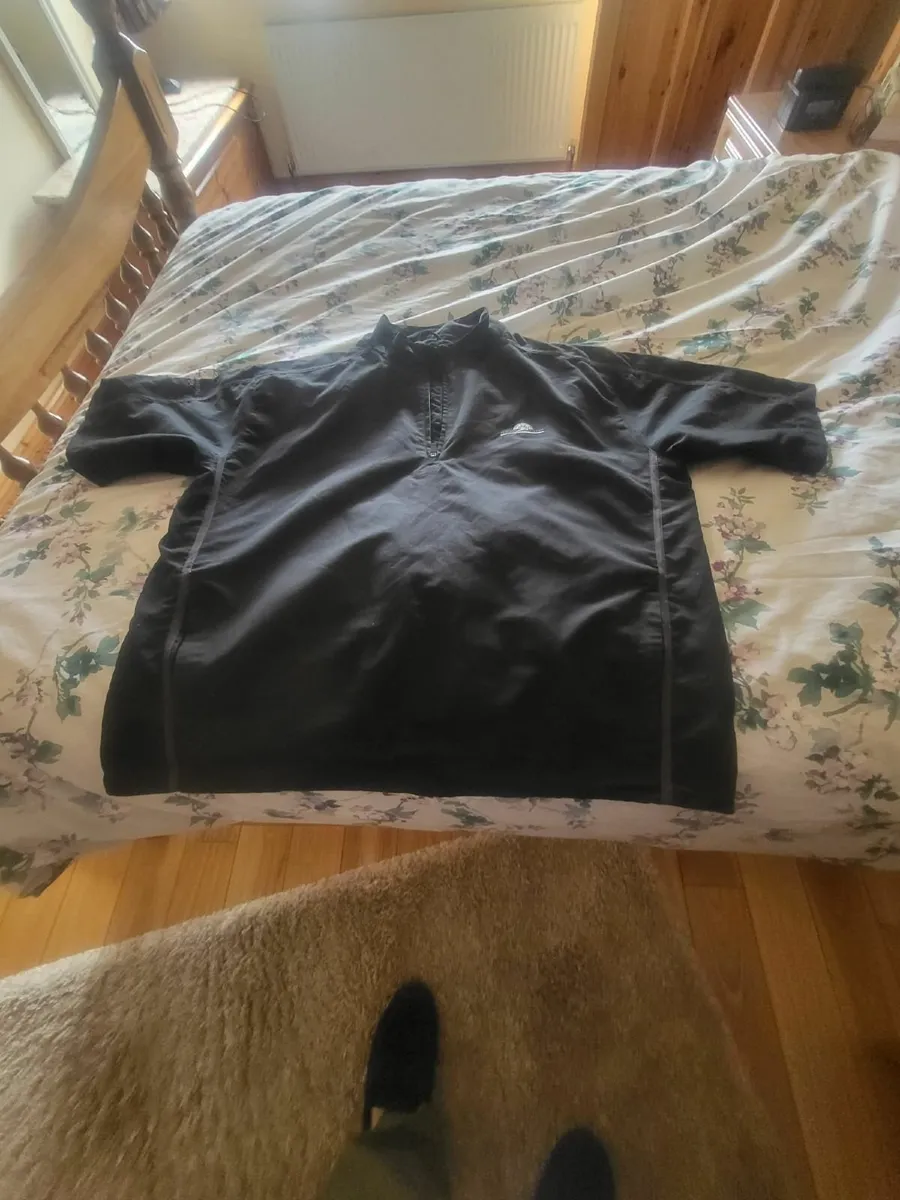 golf windbreaker - Image 1