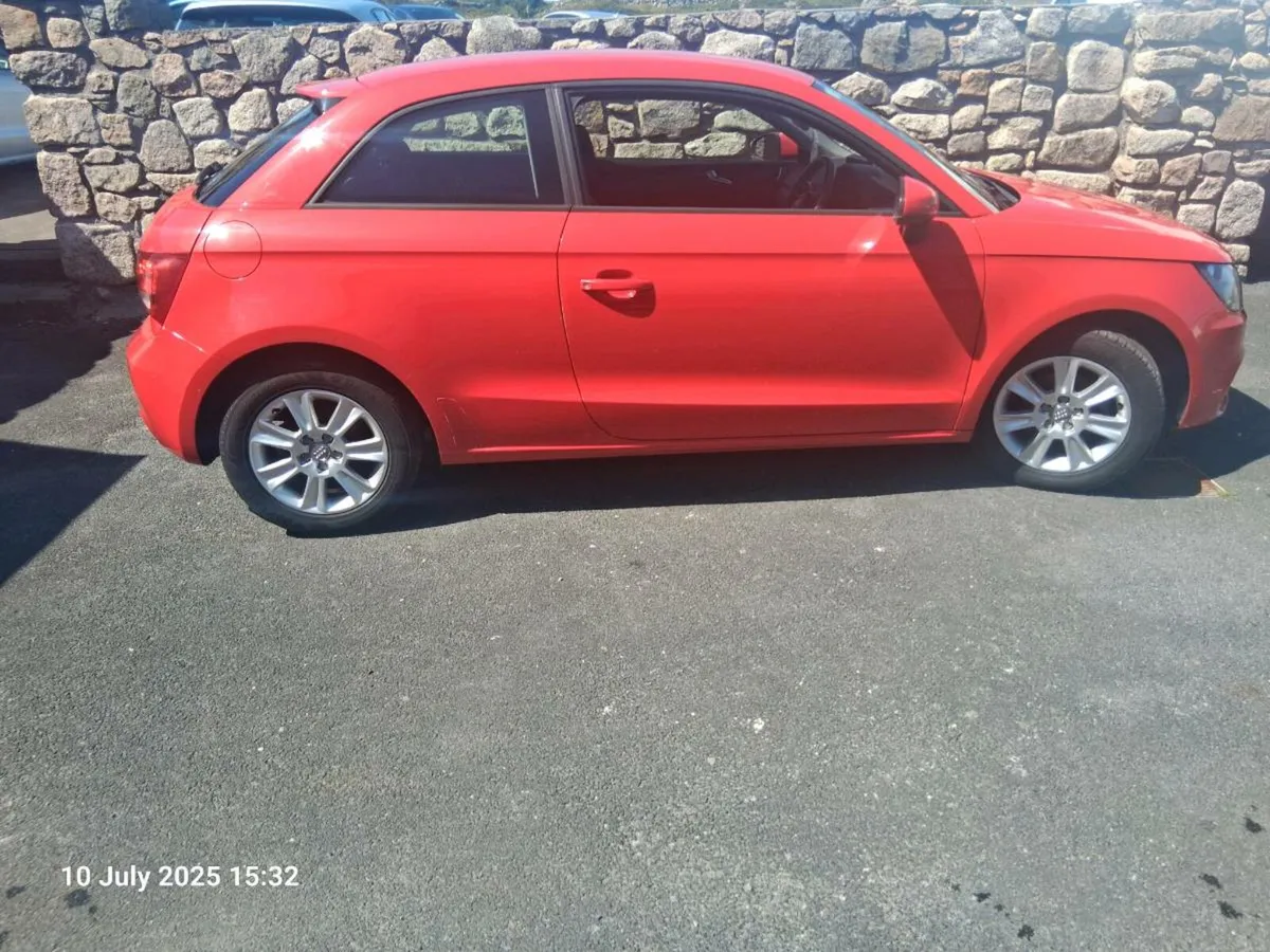 Car - Image 3