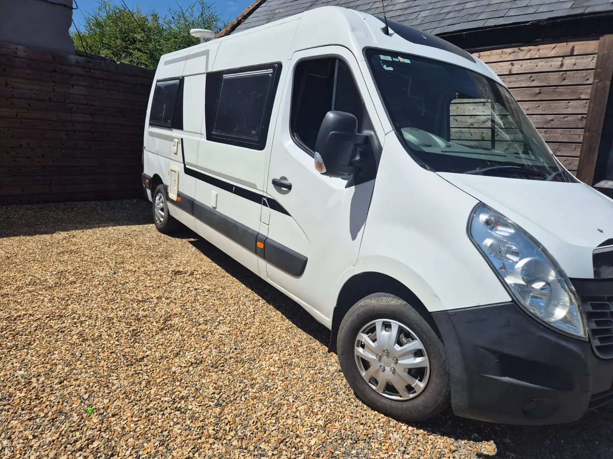 Renault Master Campervan 2017 - Image 4