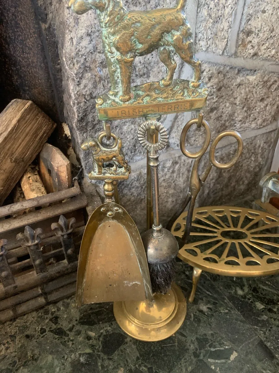 Brass fireplace set - Image 4
