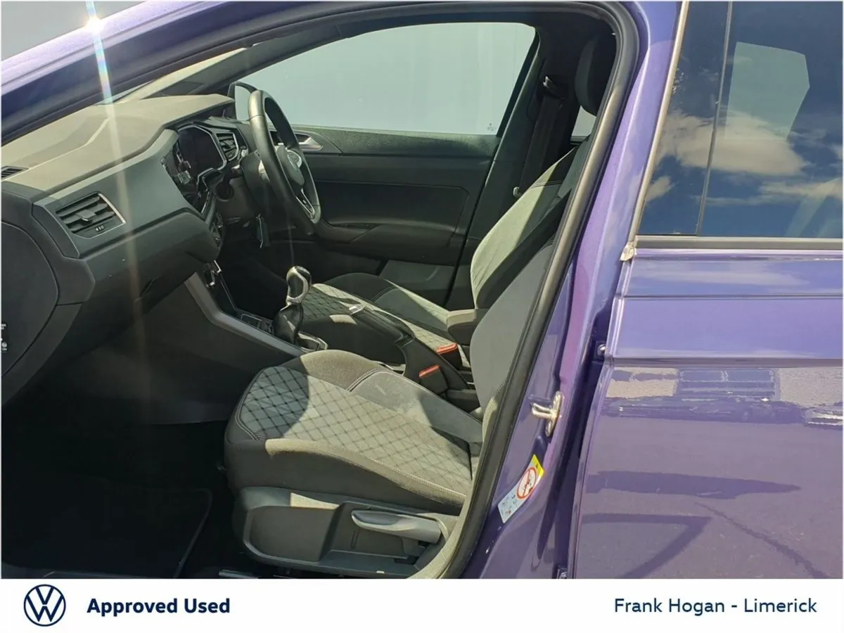 Volkswagen Polo 1.0 TSI 95hp R-line - Only 16 000 - Image 4