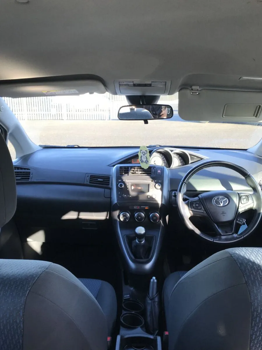 Toyota Verso 2016 - Image 2