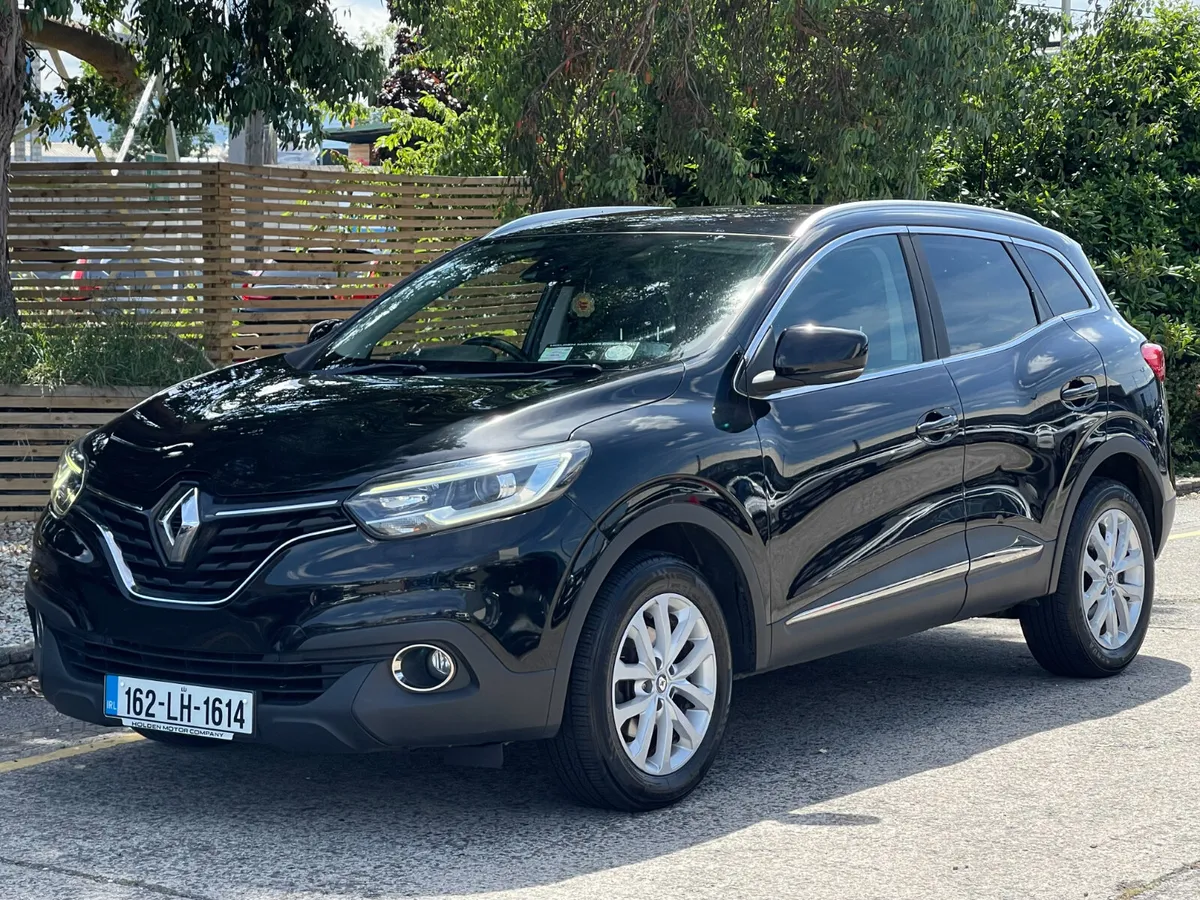 2016 Renault Kadjar**9 stamp service history** - Image 1