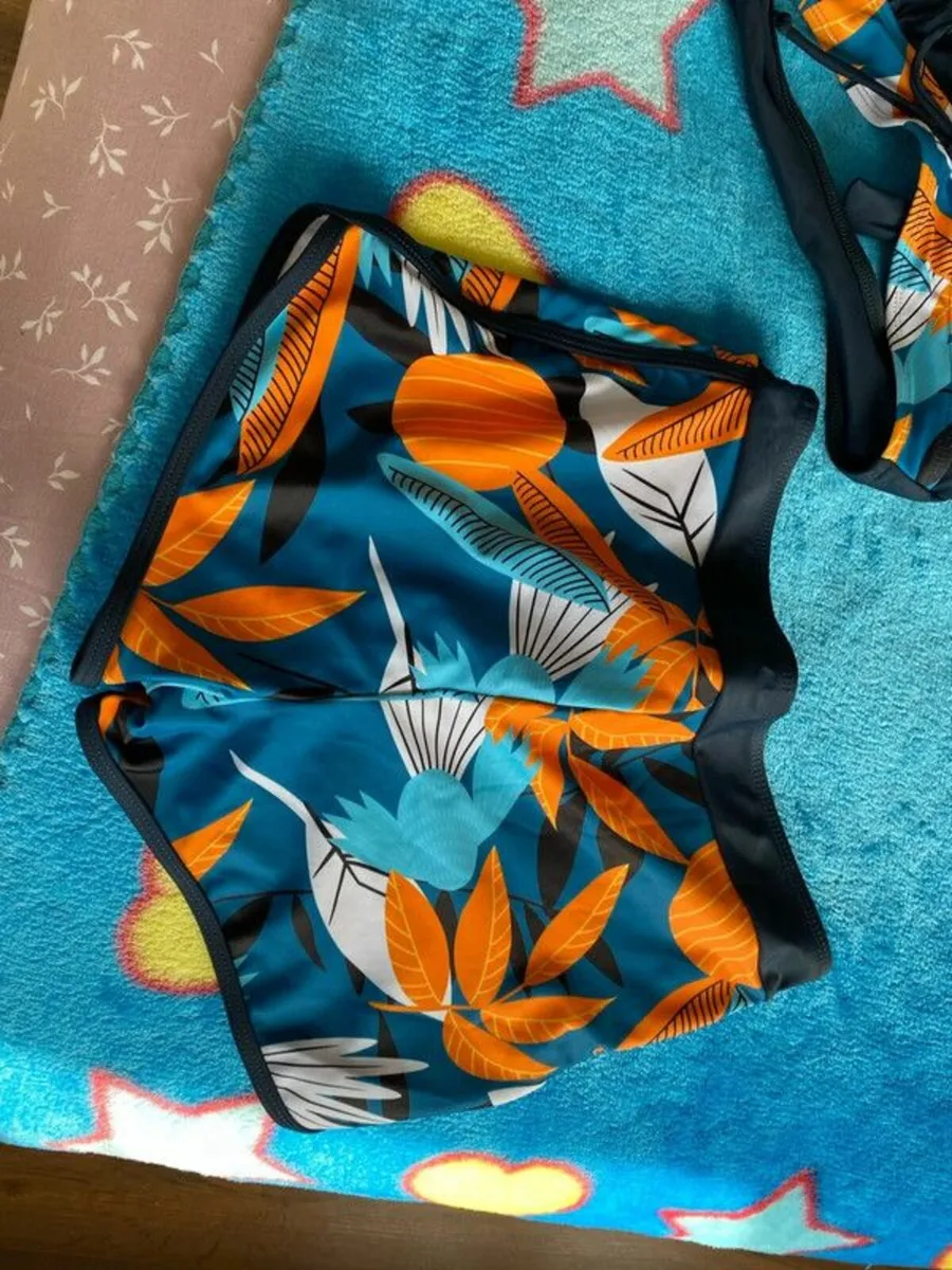 Bikini - Image 4