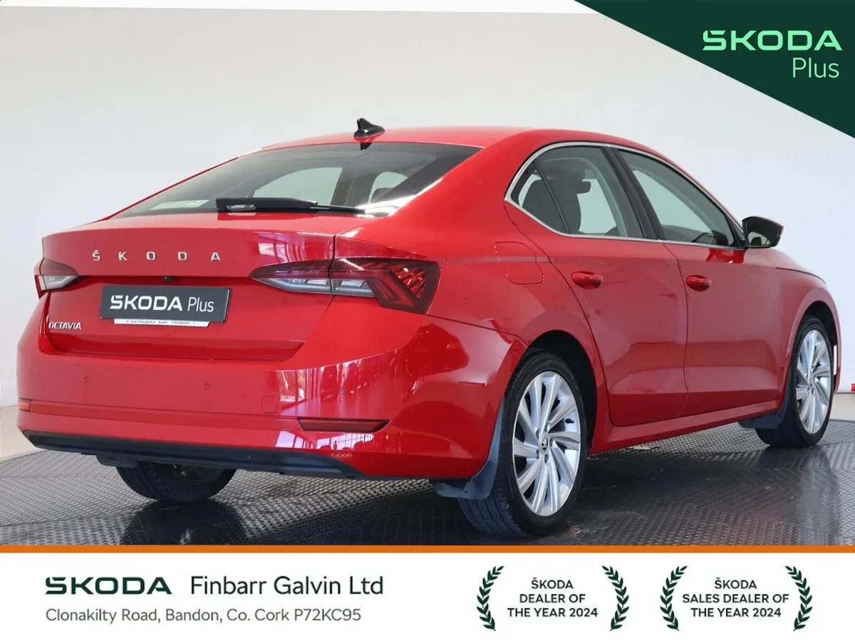 Skoda Octavia 2.0 TDI STYLE DSG - Image 3
