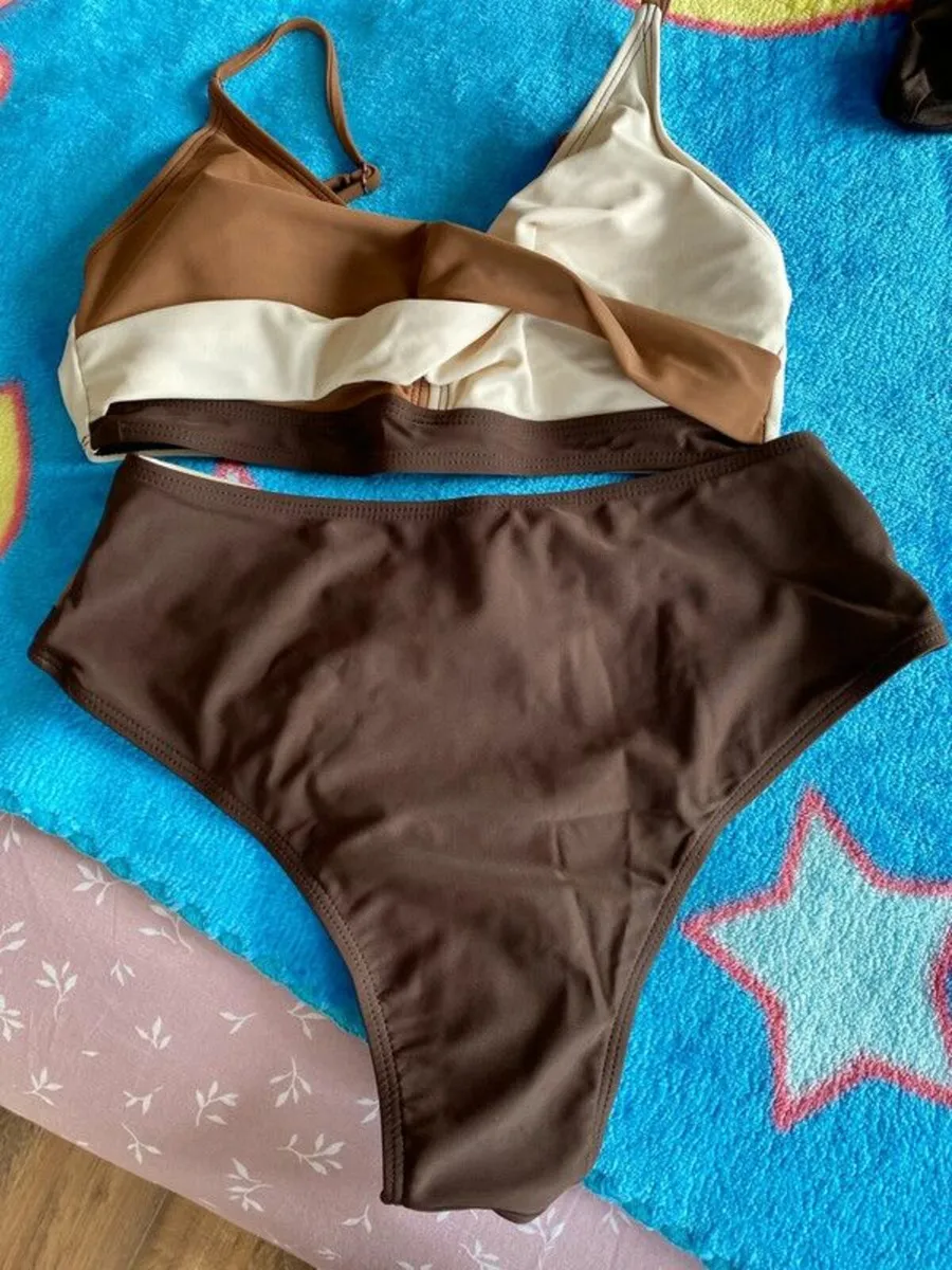 Bikini - Image 3