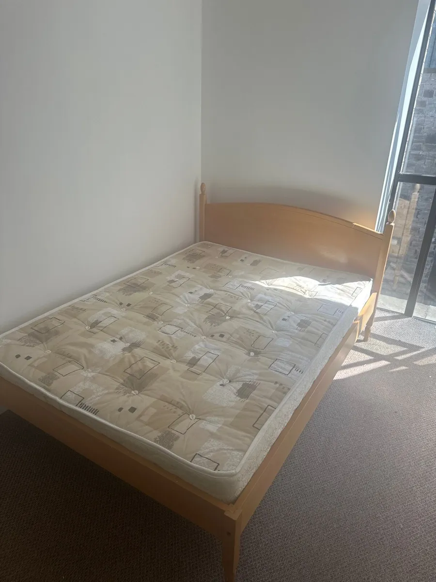 Bed - Image 3