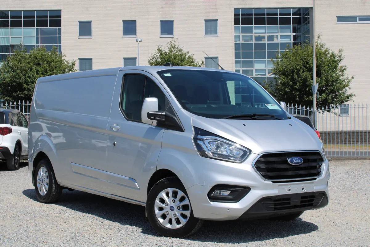 Ford Transit CUSTOM 320 LMITED EB LWB - Image 1
