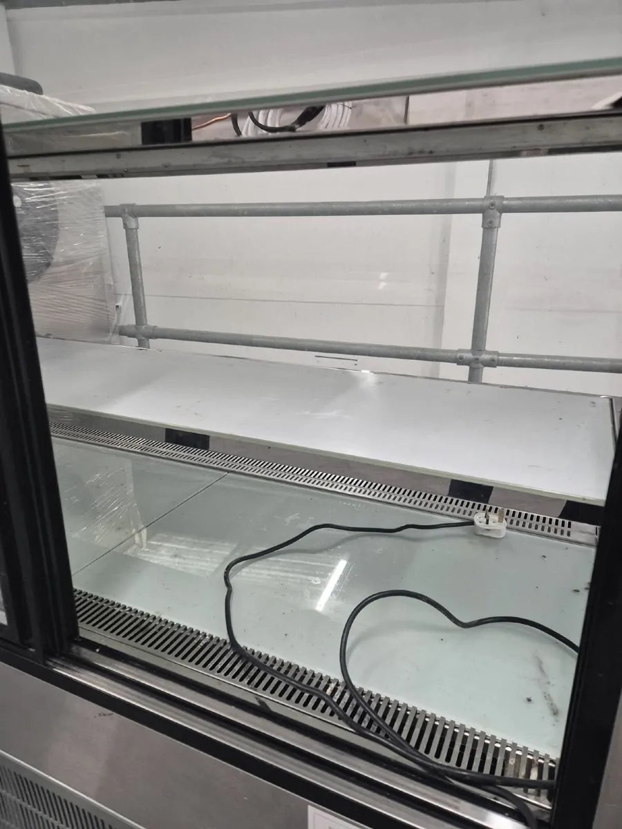 Refrigerated Display Counter - Image 3