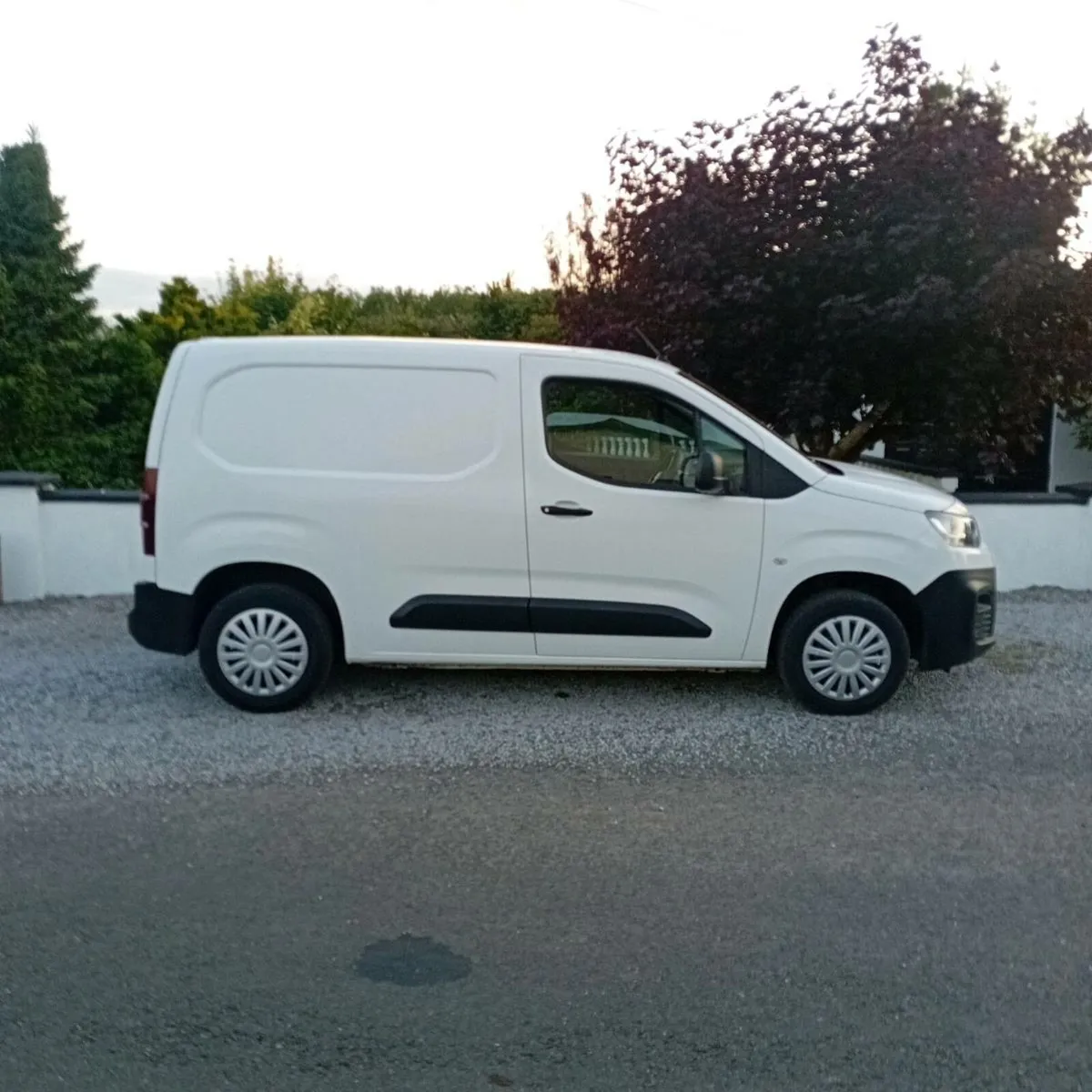 211 CITROËN BERLINGO CVRT 4-26 AND TAX 5-26 - Image 4