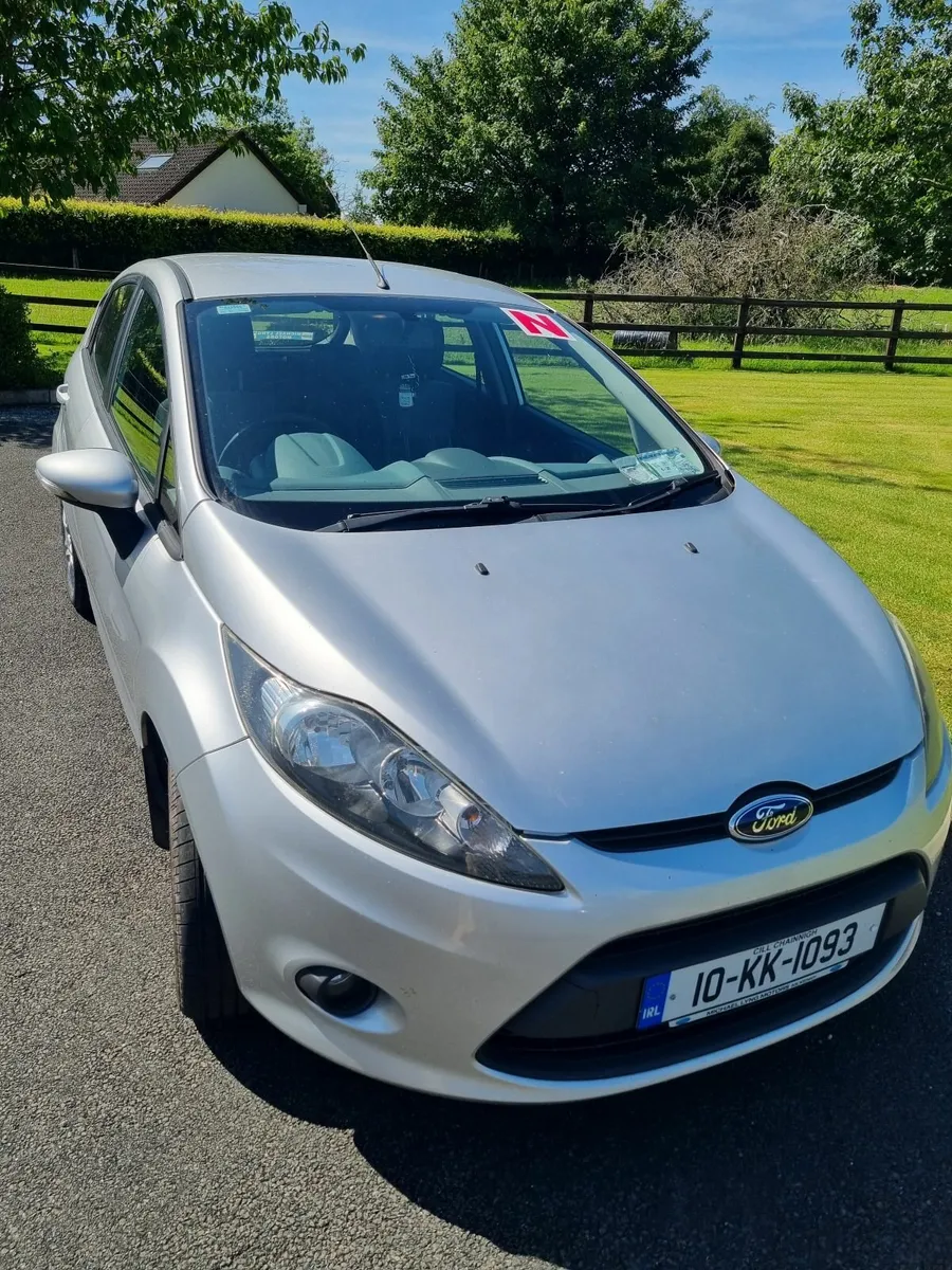 Ford Fiesta 2010 - Image 1